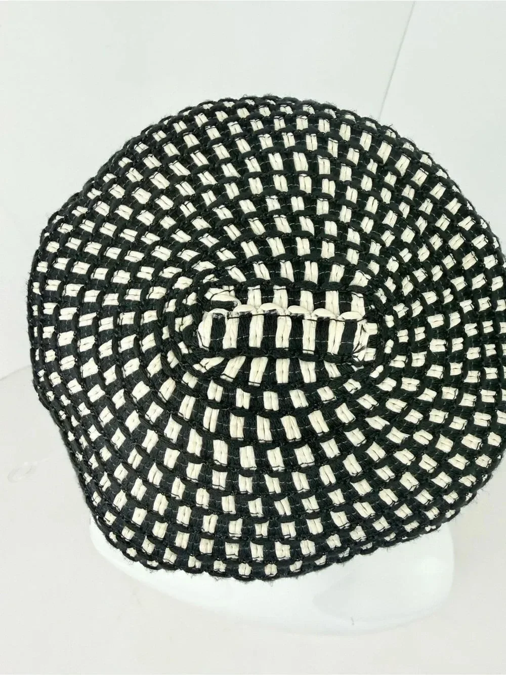 Filippo Catarzi Black Cream Woven Geometric Short Brim Bucket Hat NWOT